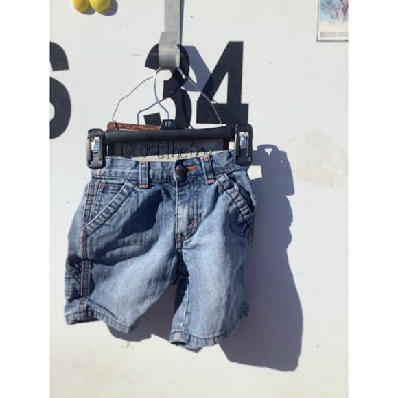 Old Navy Kids Shorts - Picture 1 of 2